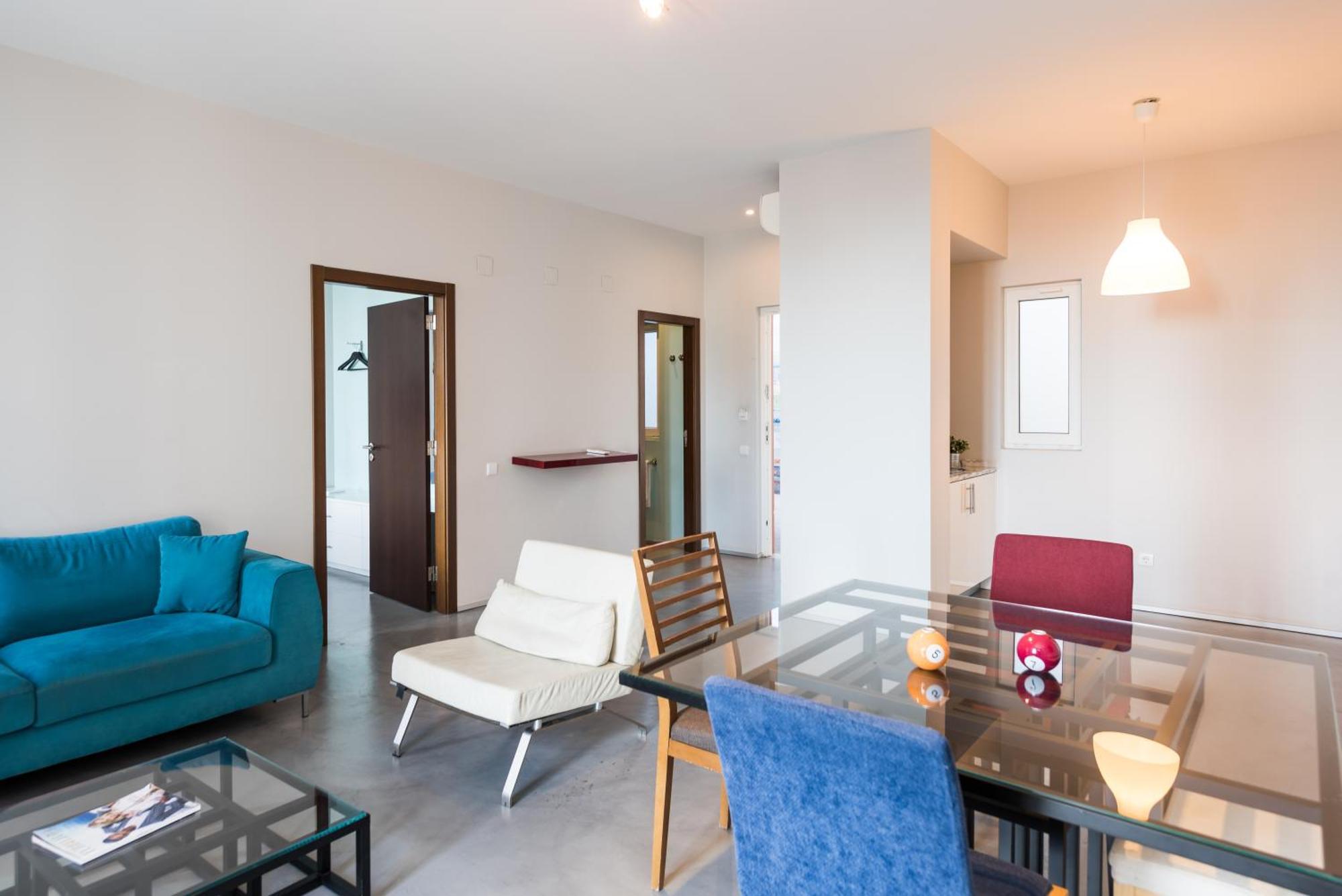 Alfama - Lisbon Lounge Suites Room photo