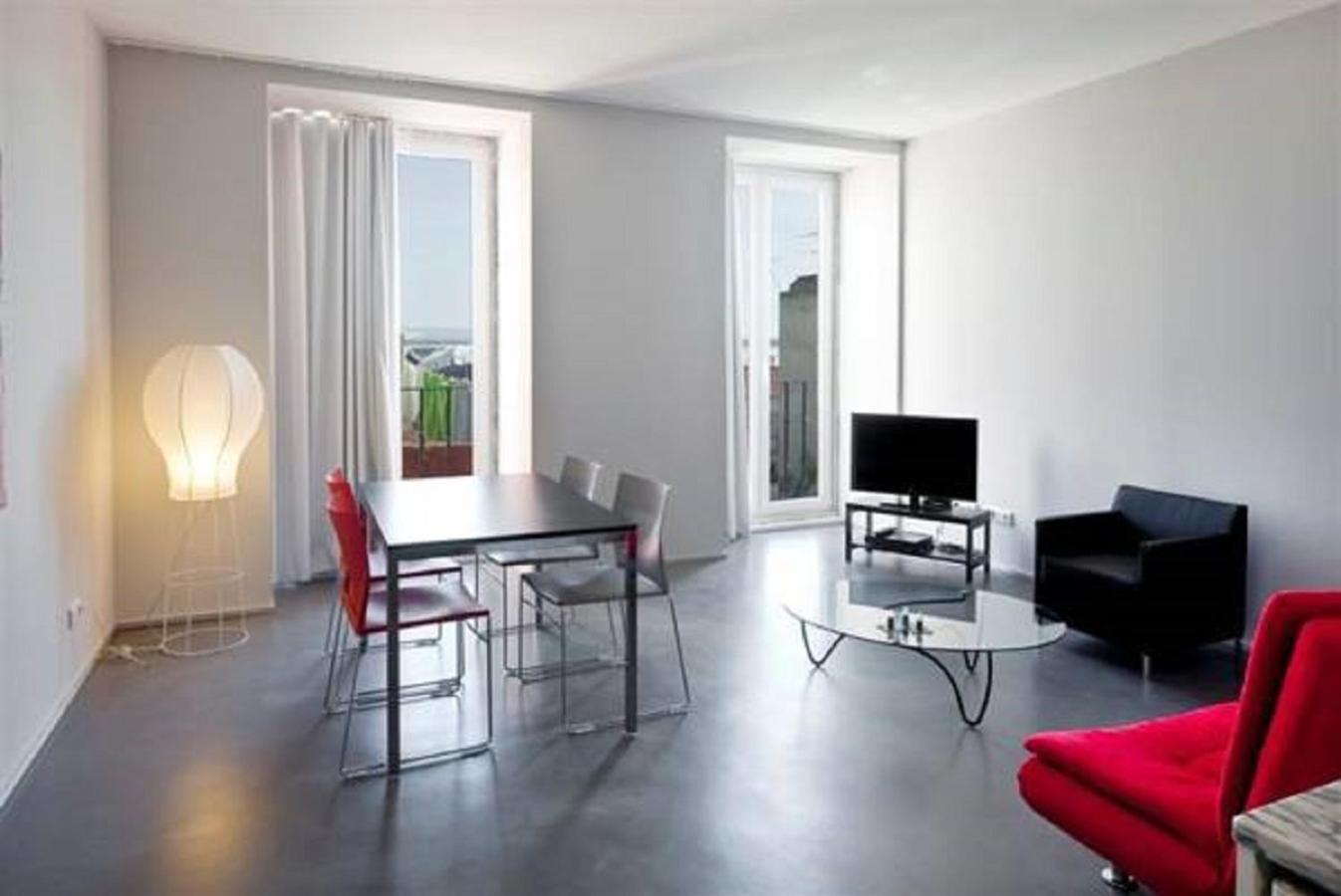Alfama - Lisbon Lounge Suites Room photo